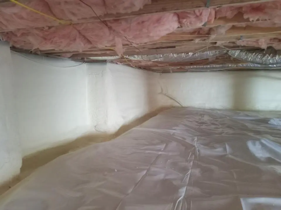 Crawl space encapsulation with closed-cell spray foam for Roof Maintenance in Menifee